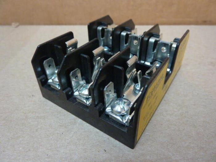 Used BUSSMANN 30 Amp Fuse Holder BC6033PQ #31067