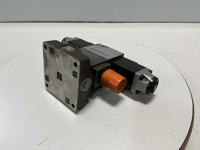 Used REXROTH 4WE6E51/AG24N9K4V