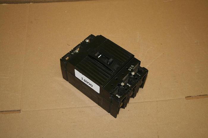 Used GENERAL ELECTRIC / GE 100 Amp Circuit Breaker TEF134100 Used
