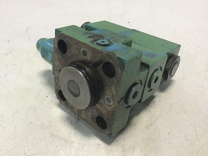 Used VICKERS Valves DG4V-3-2AL-M-U-HL7-60 #142489