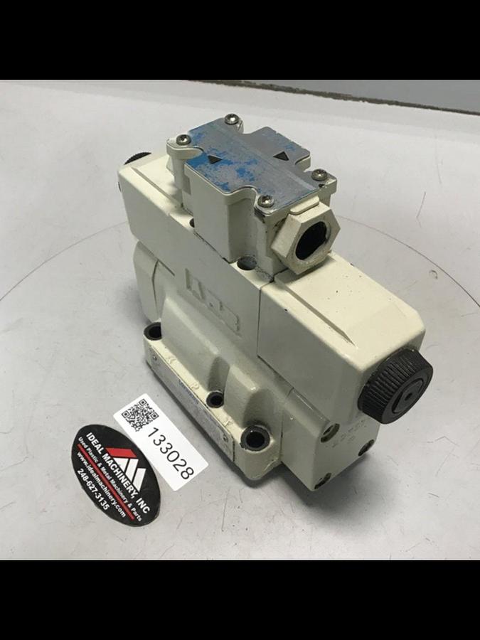Used VICKERS Valve DG4V 3S 6C M FW D7 H5 60 P10 USED