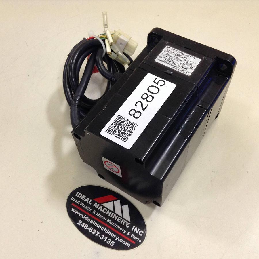 Used YASKAWA AC Servo Motor SGMP-02AWYR11 #82805