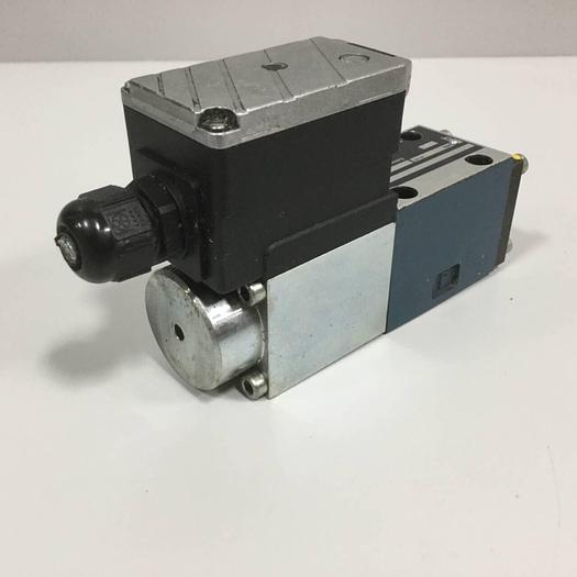 Used BOSCH Valve 0 811 403 108 SERVO Used