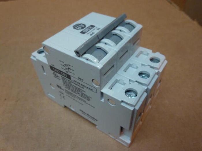 ALLEN BRADLEY 6 Amp Circuit Breaker 1492-CB3/H060 SER C #32433