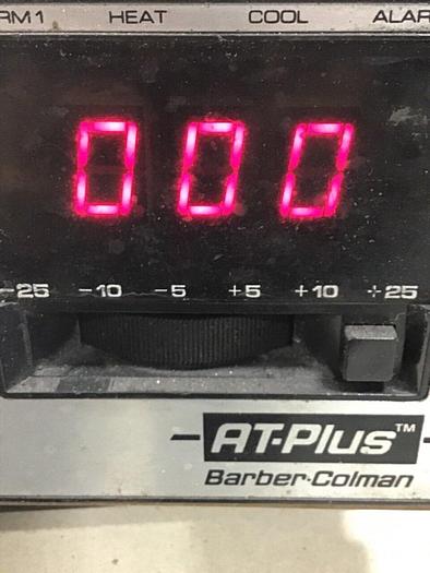 Used BARBER COLMAN Temperature Controller 585A-00016-000-0-00 #129795