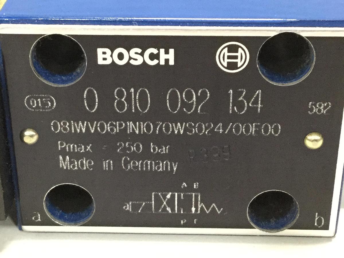Used BOSCH Valve 0 810 092 134 USED