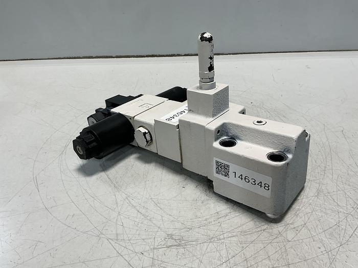 Used TOKIMEC DG4VS-3-0C-M-P7-H-7-P12-52