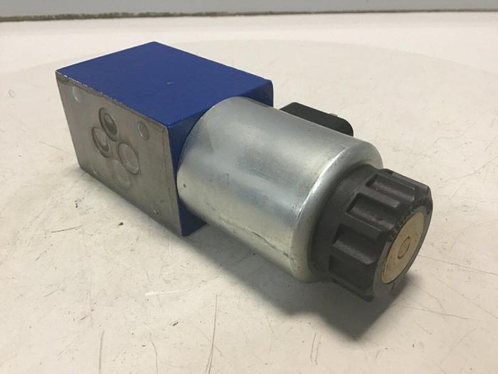 Used KRAUSS MAFFEI Valve R900925295 #137672