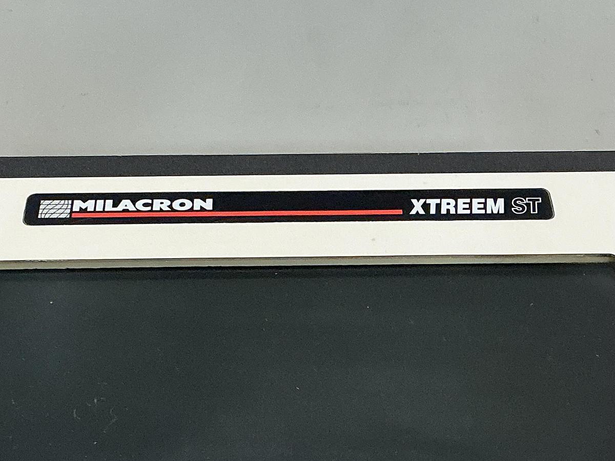 Used CINCINNATI MILACRON 3-424-2324A / XTREEM ST