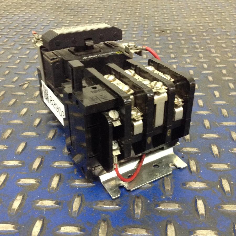 Used GENERAL ELECTRIC (G.E.) Motor Starter Size 00 CR306A0 USED