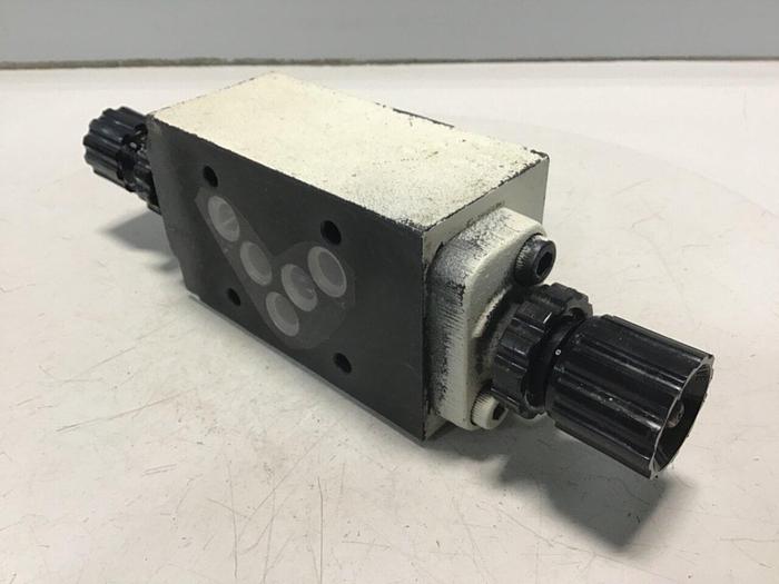 Used YUATSU SEIKO Modular Valve TMC-03-W-X-K-T50 #128579