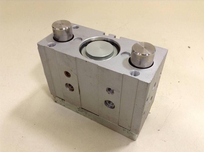 Used FESTO Pneumatic Cylinder DFM-40-25-P-A-GF #70380