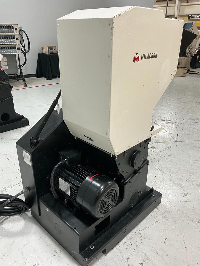 Used MILACRON MG814 GRINDER