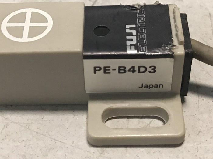 Used FUJI ELECTRIC Proximity Switch PE-B4D3 #128421