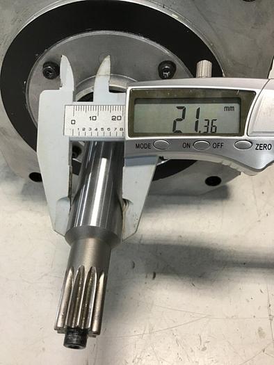 Used YASKAWA Servo Motor SGMDH-06A2A-YR24 Used