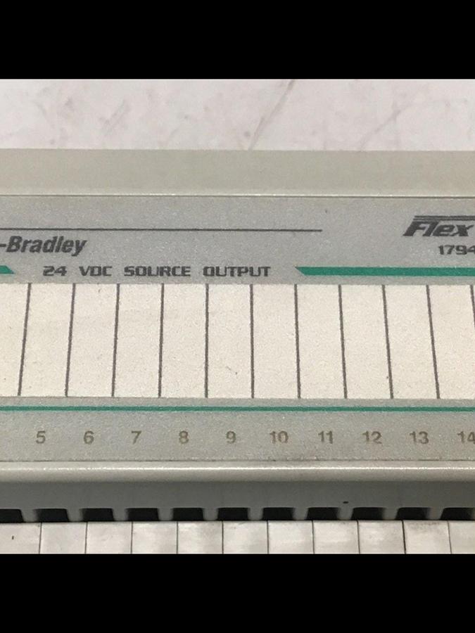 Used ALLEN BRADLEY I/O Module 1794-OB16 SER A Used