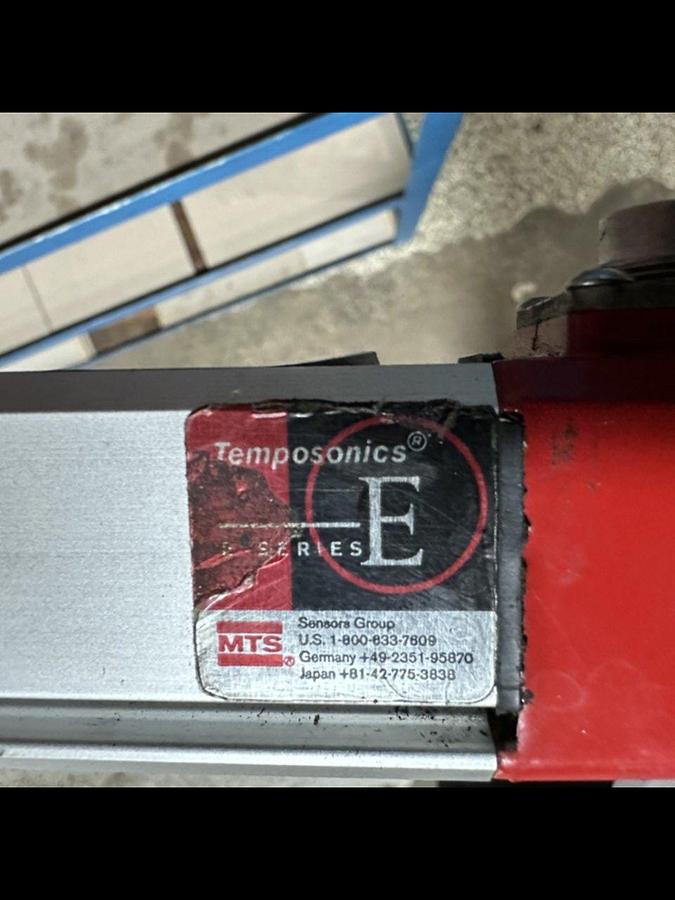 Used TEMPSONICS E Series Linear Transducer EPS0420UD601V0 USED
