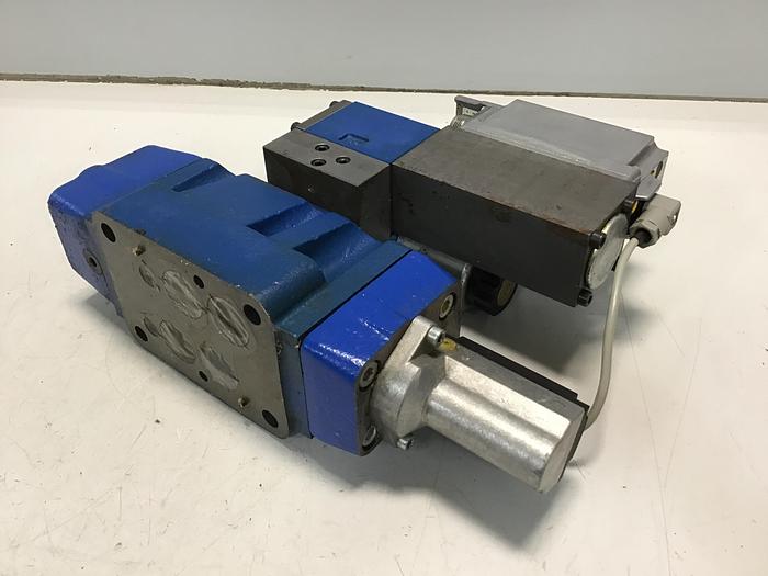 Used Rexroth 4WRLE16W180SJ30G24K0 Servo Valve USED