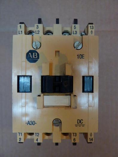 Used ALLEN BRADLEY Contactor 100-A30NZ.3 SER B #79608