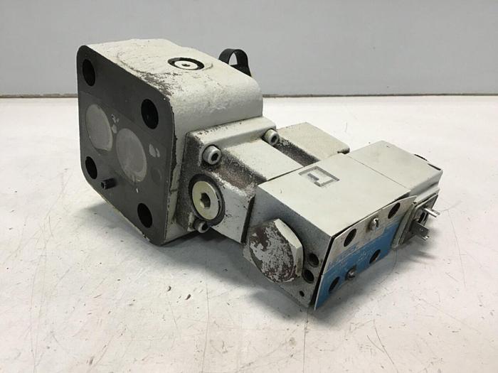 Used VICKERS Relief Valve CG5060AFMUB6P10110 Used