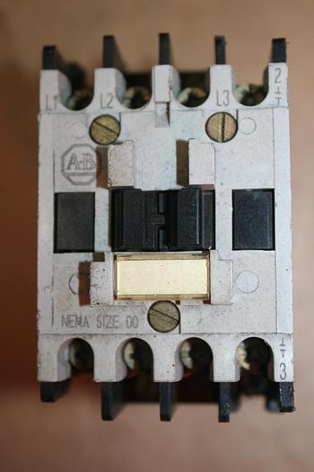 Used ALLEN BRADLEY Contactor 509-TOD SER B #19034
