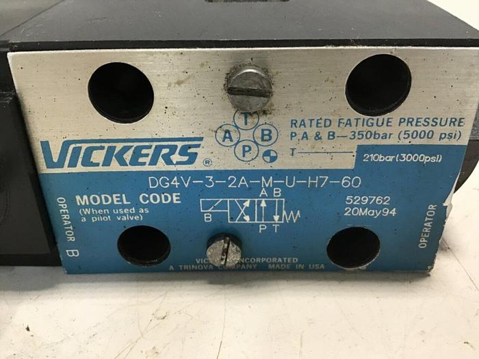 Used VICKERS Valve DG4V-3-2A-M-U-H7-60 #130771