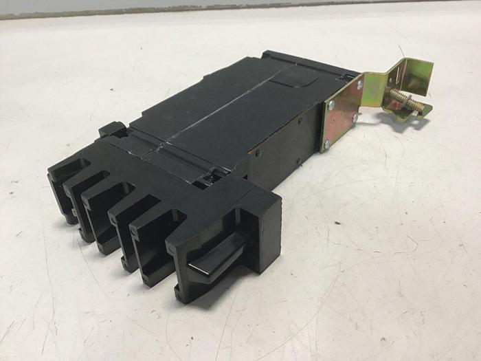 Used SQUARE D 20 Amp Circuit Breaker FY14020A #124855