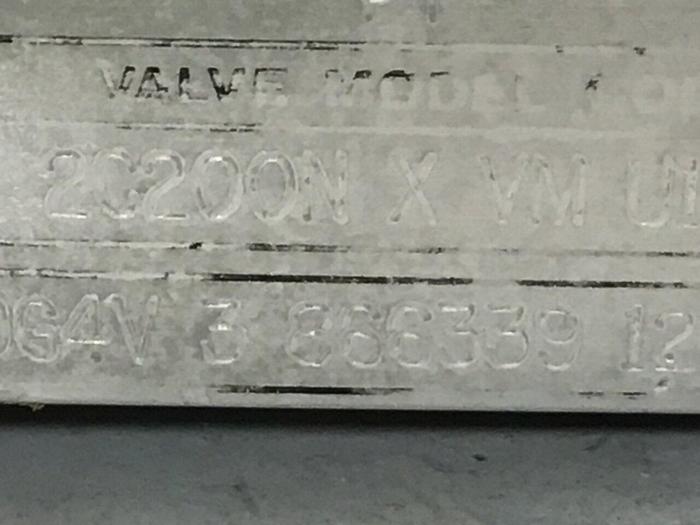 Used VICKERS Valve KFDG5V72C200NXVMU1H112EN30 Used