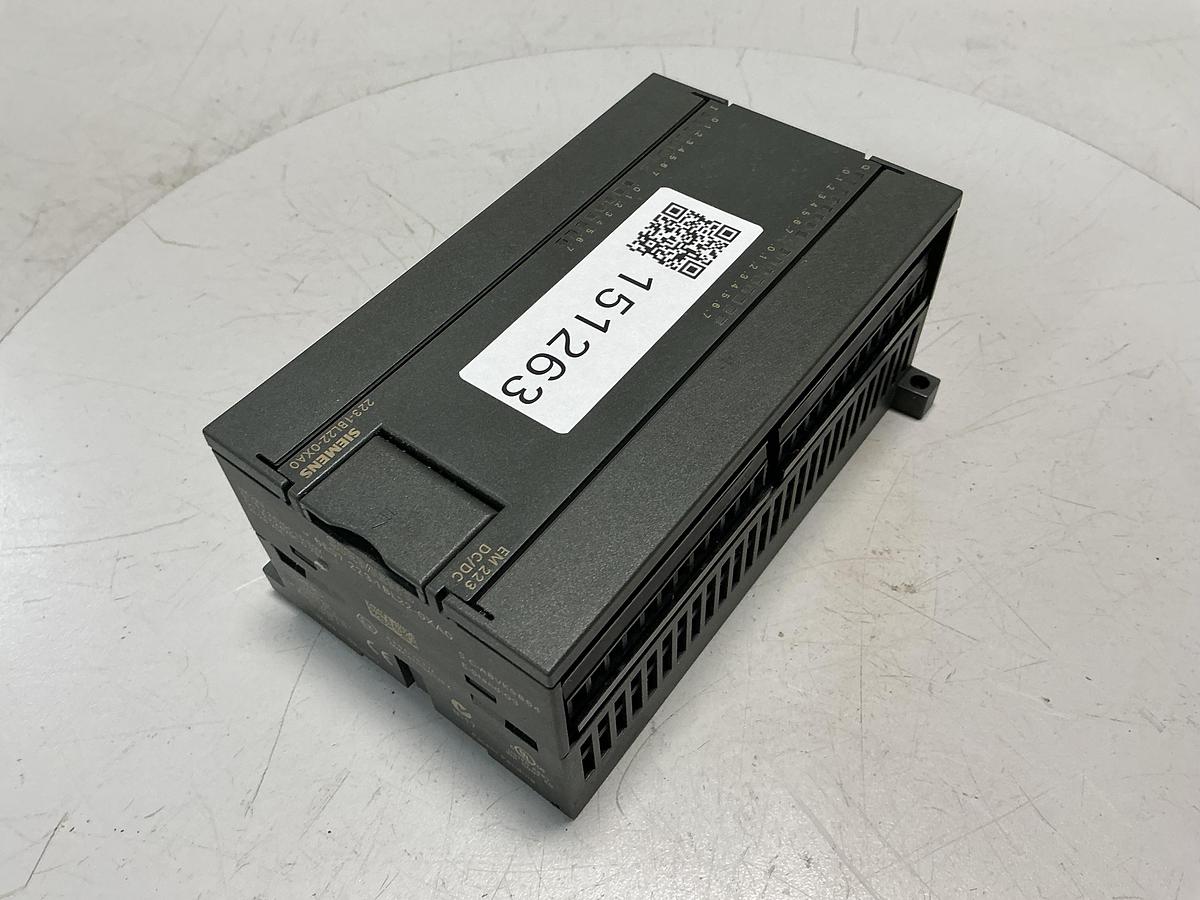 Used SIEMENS 6ES7 223-1BL22-0XA0