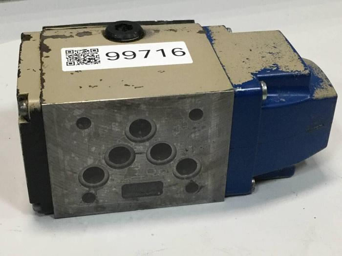 Used SPERRY VICKERS Valve DG4S50AWT11 #99716