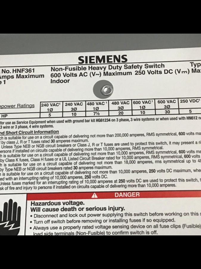 Used SIEMENS 30 Amp Safety Disconnect Switch HNF361 VBII USED
