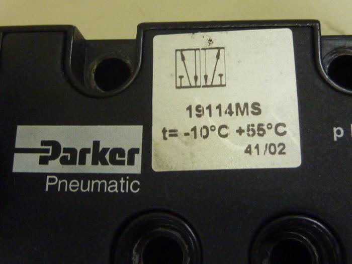 Used PARKER Pneumatic Valve 19114MS #61588