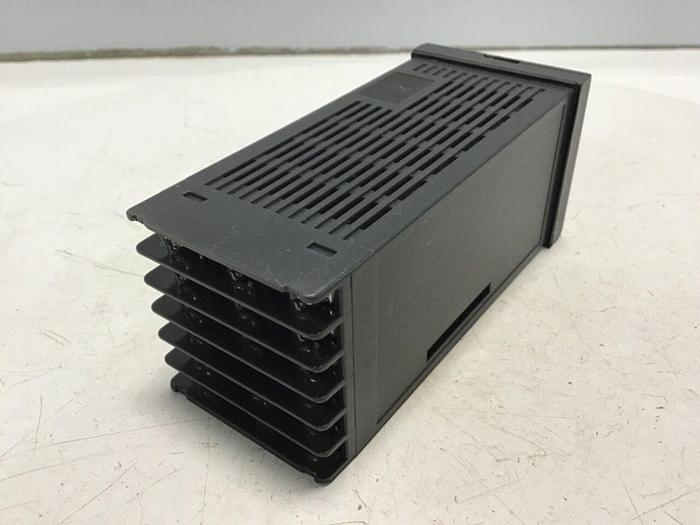 Used RKC Temperature Control CB100 FJA3-MAN-N1 #124241