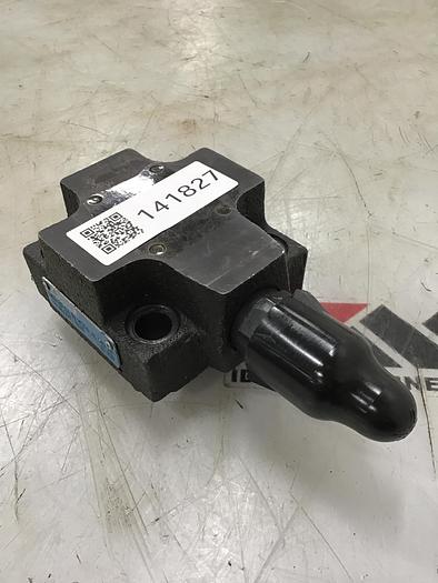 Used VICKERS CVCS25C3S2W25011S35 Valve Used #141827