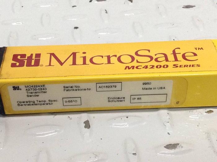 Used STI Light Curtain Transmitter MC4224XE #8788 Used