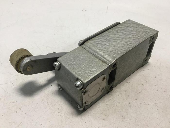 Used TELEMECANIQUE Lox-Switch C2JK05 #121779