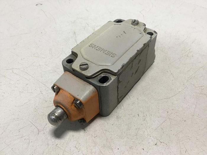 Used SIEMENS Limit Switch 3SE3 170-1C #121128