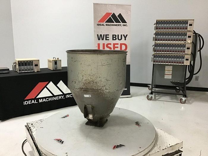 Used GENERIC Hopper 24X24HOP #130390