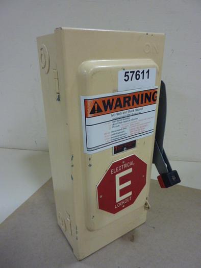 Used SQUARE D 30 Amp Safety Switch HU361 E2 #57611