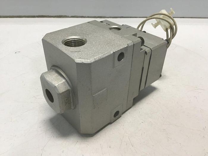 Used SMC Solenoid Valve VP3145 #124271