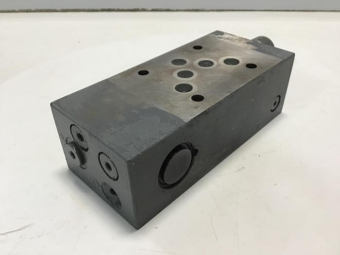 Used PARKER PRM3PA25KN32 Pressure Reducing Valve Used #145694