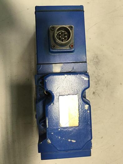 Used MOOG Servo Valve J661-172A Used