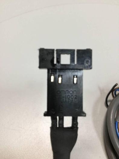 Used OMRON Connector for Amplified PMS EE-1002 #99340