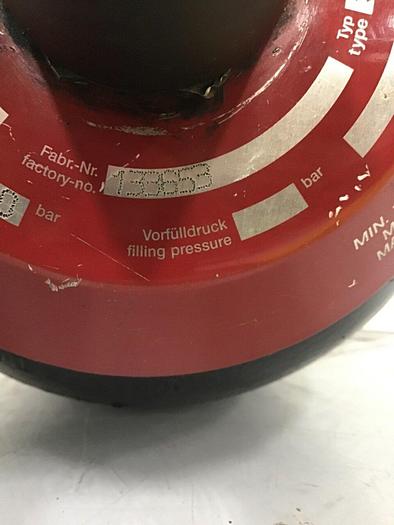 Used HYDAC Accumulator SB330-4F1/112U-210C #123415