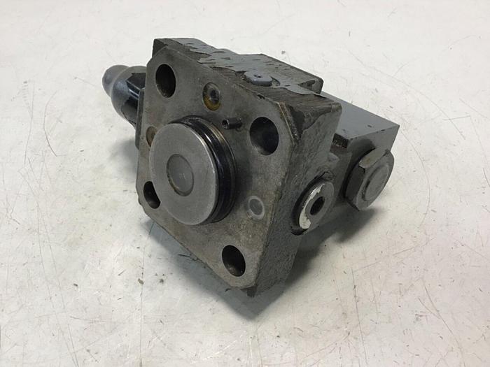 Used VICKERS Valves DG4V-3-2AL-M-U-HL7-60 Used