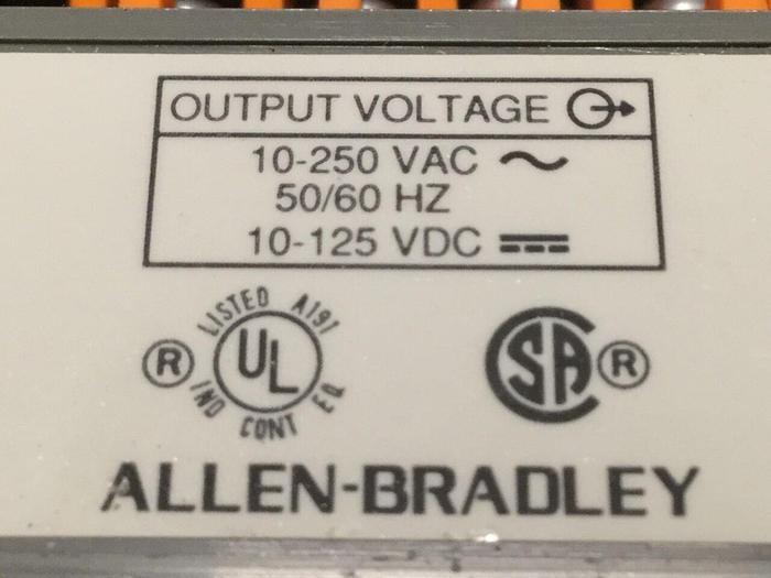 Used ALLEN BRADLEY Output Module 1746-OW16 SER B #110365