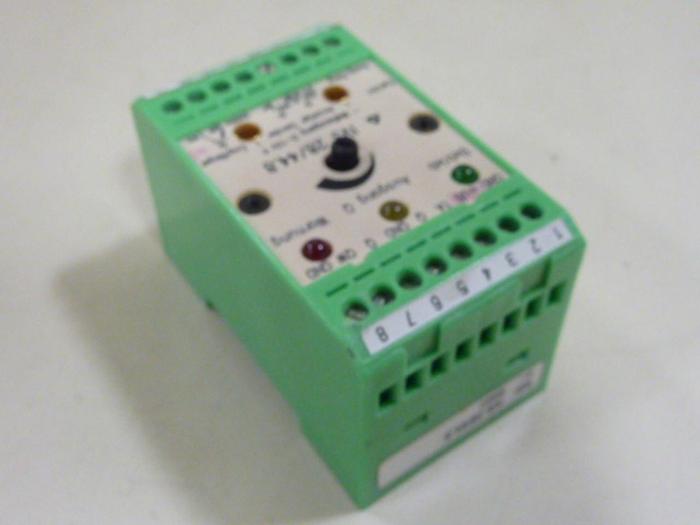 Used LEUZE Amplifier IVS 28/44.8 #52244