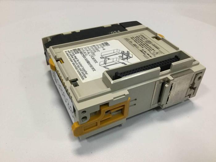 Used OMRON Output Unit CQM1-OC222 #98638