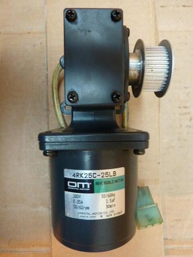 Used ORIENTAL MOTOR Reversible Motor 4RK25C-25LB #22064