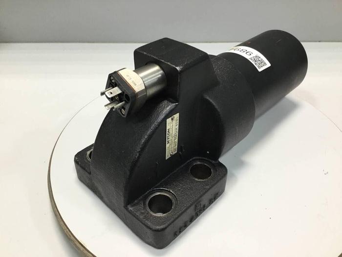 Used HYCON Filter Element DFBNHC240AFE10C10/BYP-S0107H #98947